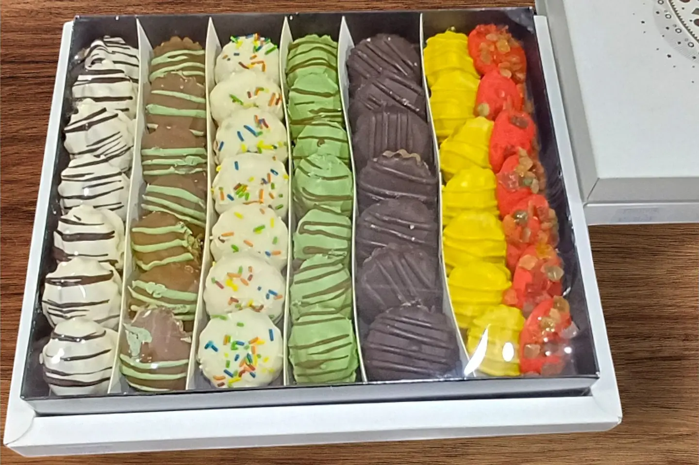 بتفور فرنسي بوكس