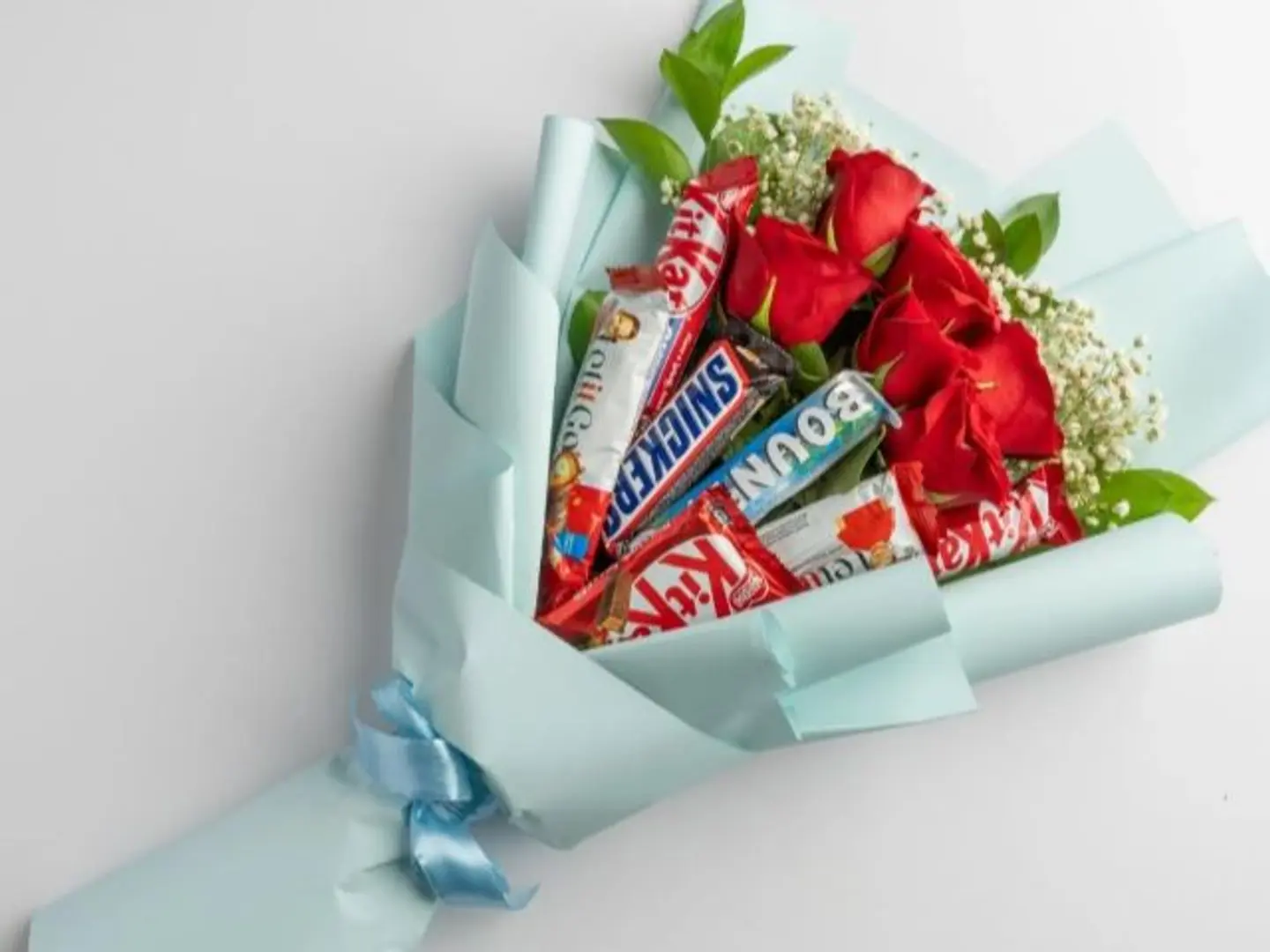 باقة حب وشوكولا