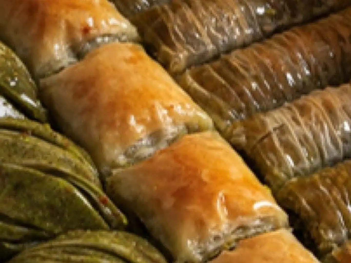 بقلاوة مشكل