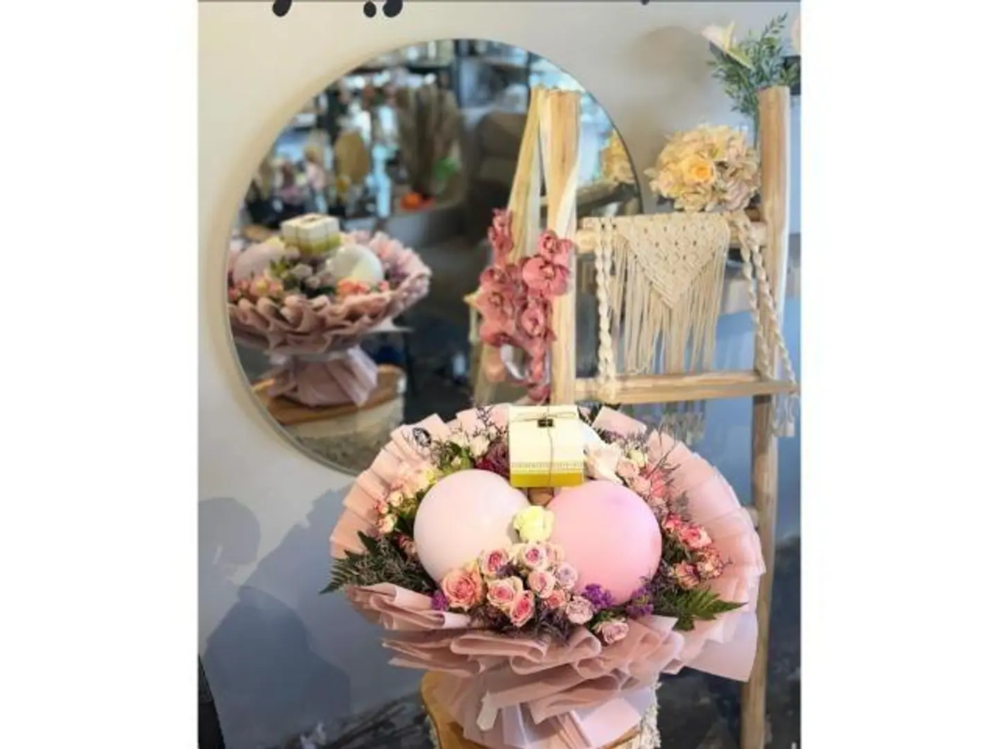 Circular Bouquet With Patchi Sweets