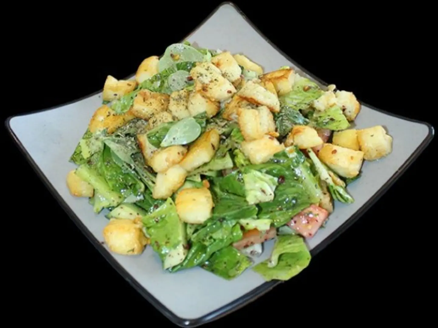 سلطة جبنة حلوم