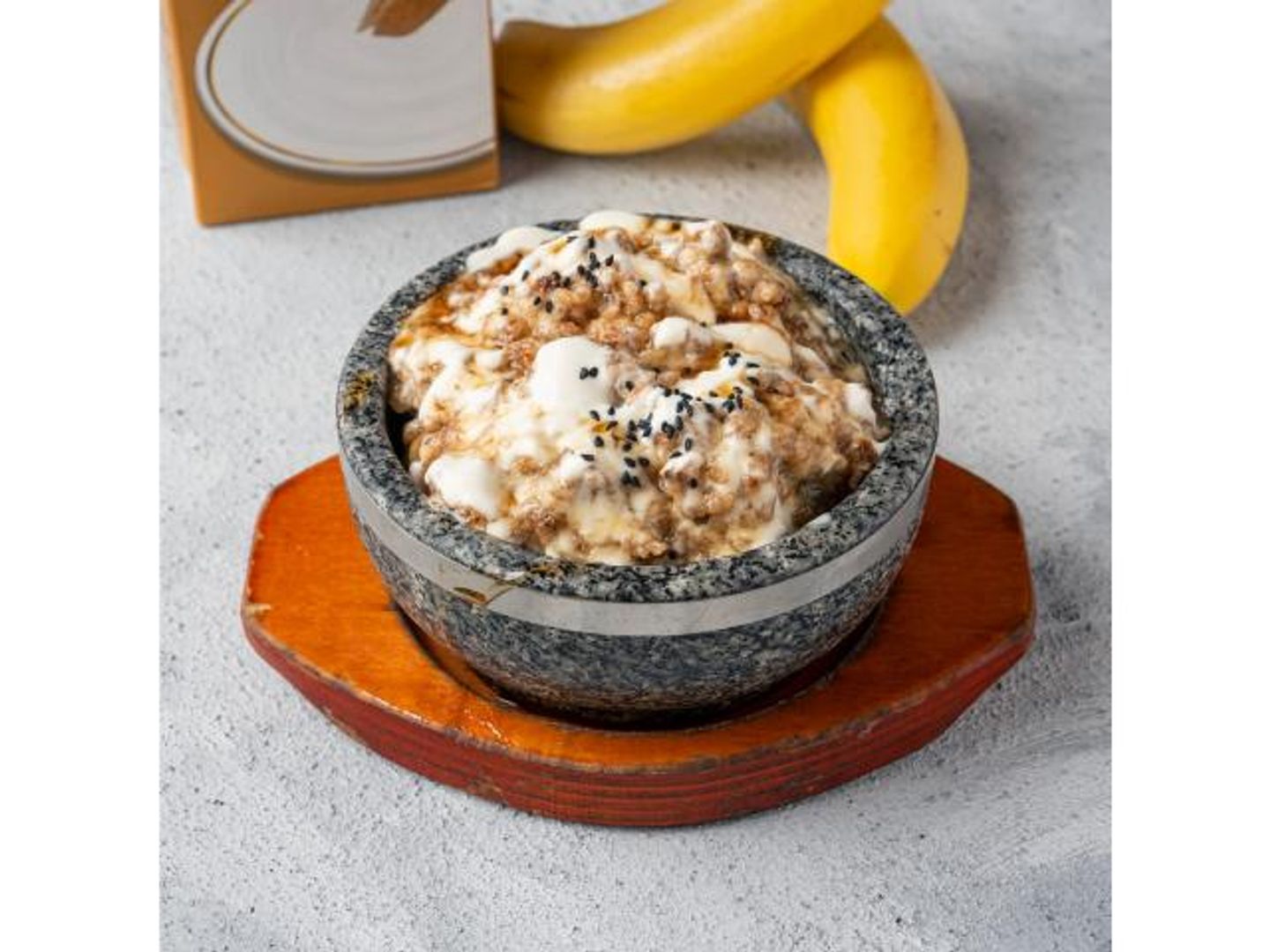 Masoub With Cream And Honey