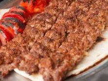 صحن كباب لحم مشوي 3اسياخ