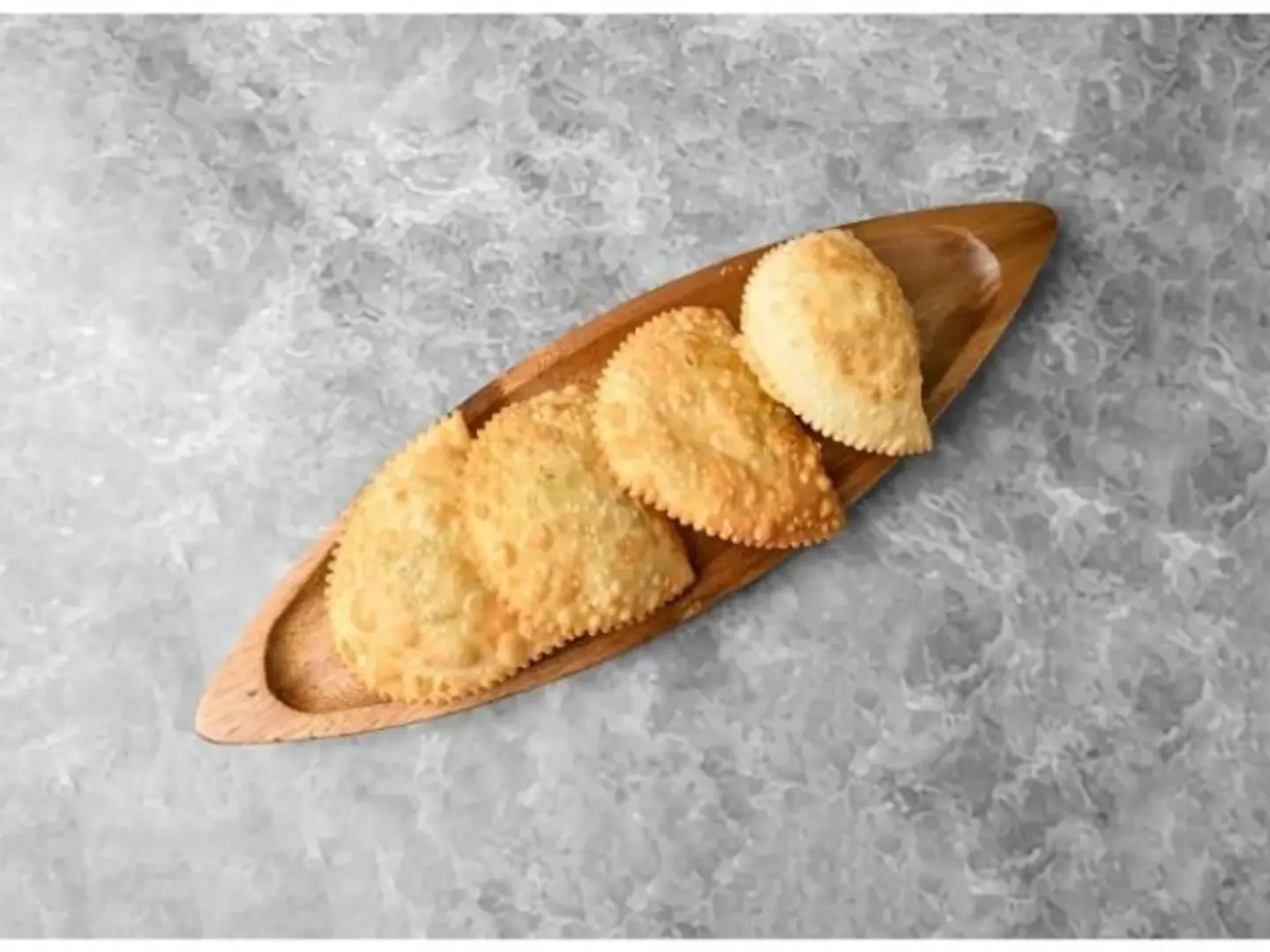 Cheddar Cheese Puff 6 Pieces