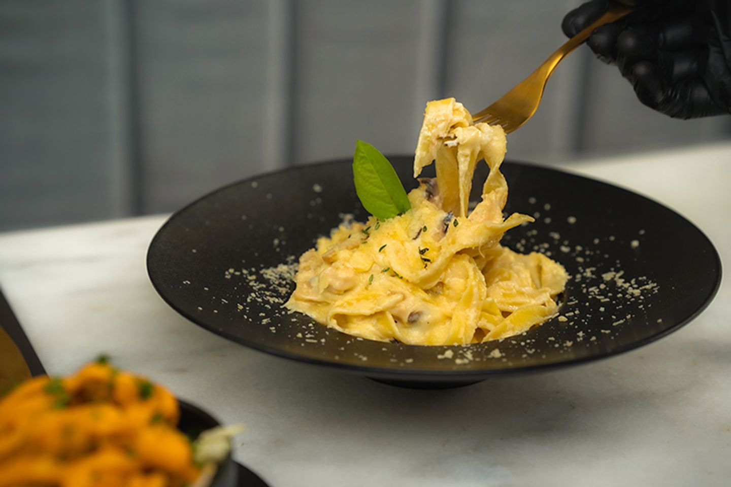 Fettuccine Alfredo