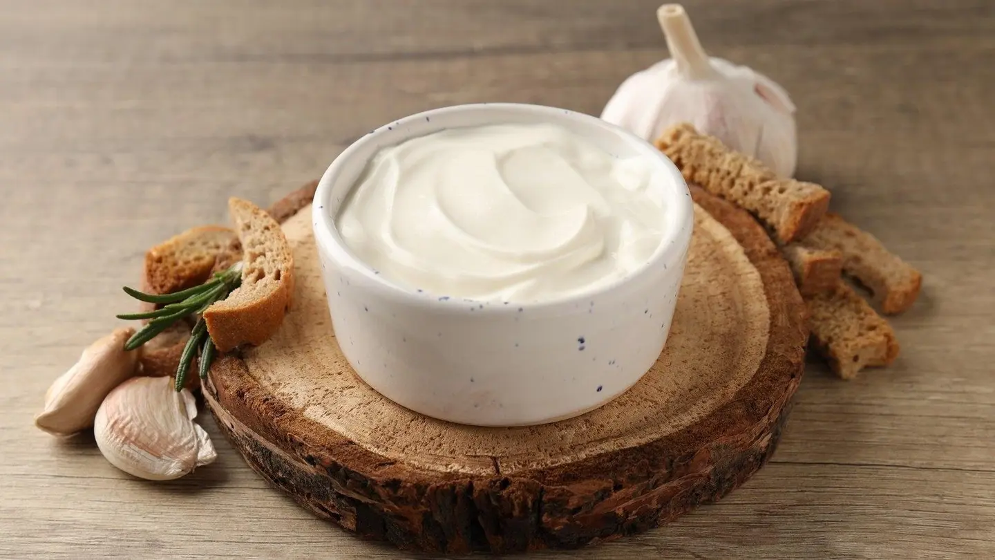 Regular Garlic Sauce