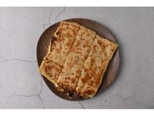 مطبق حلو بالموز مع القشطة