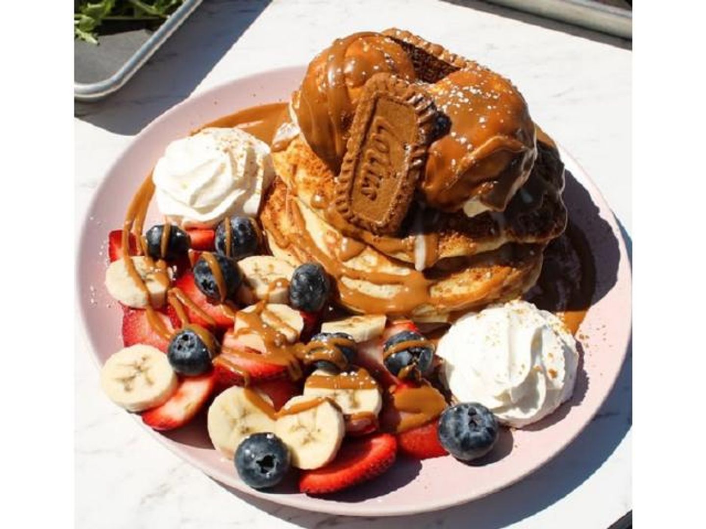 Mini Pancake Lotus With Fruits