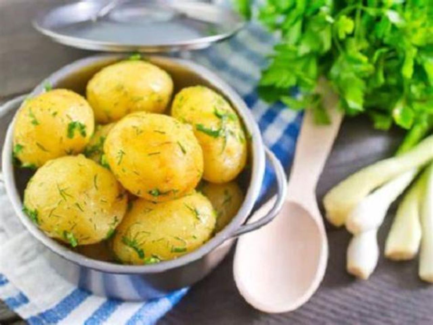 بطاطس مع سلك