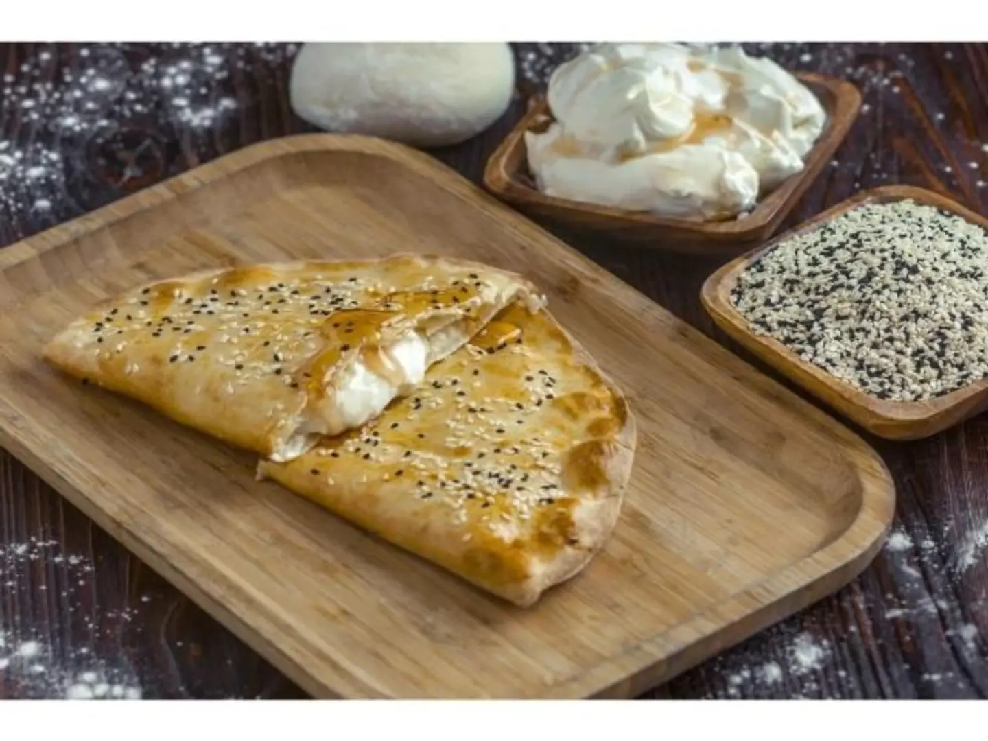 فطيرة لبنة عسل