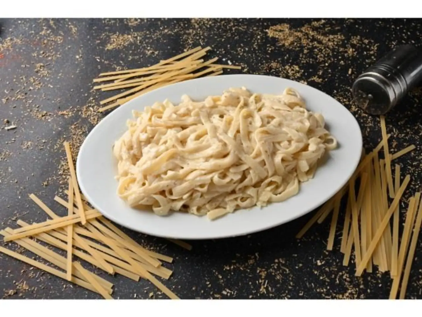 فيتوتشيني سادة