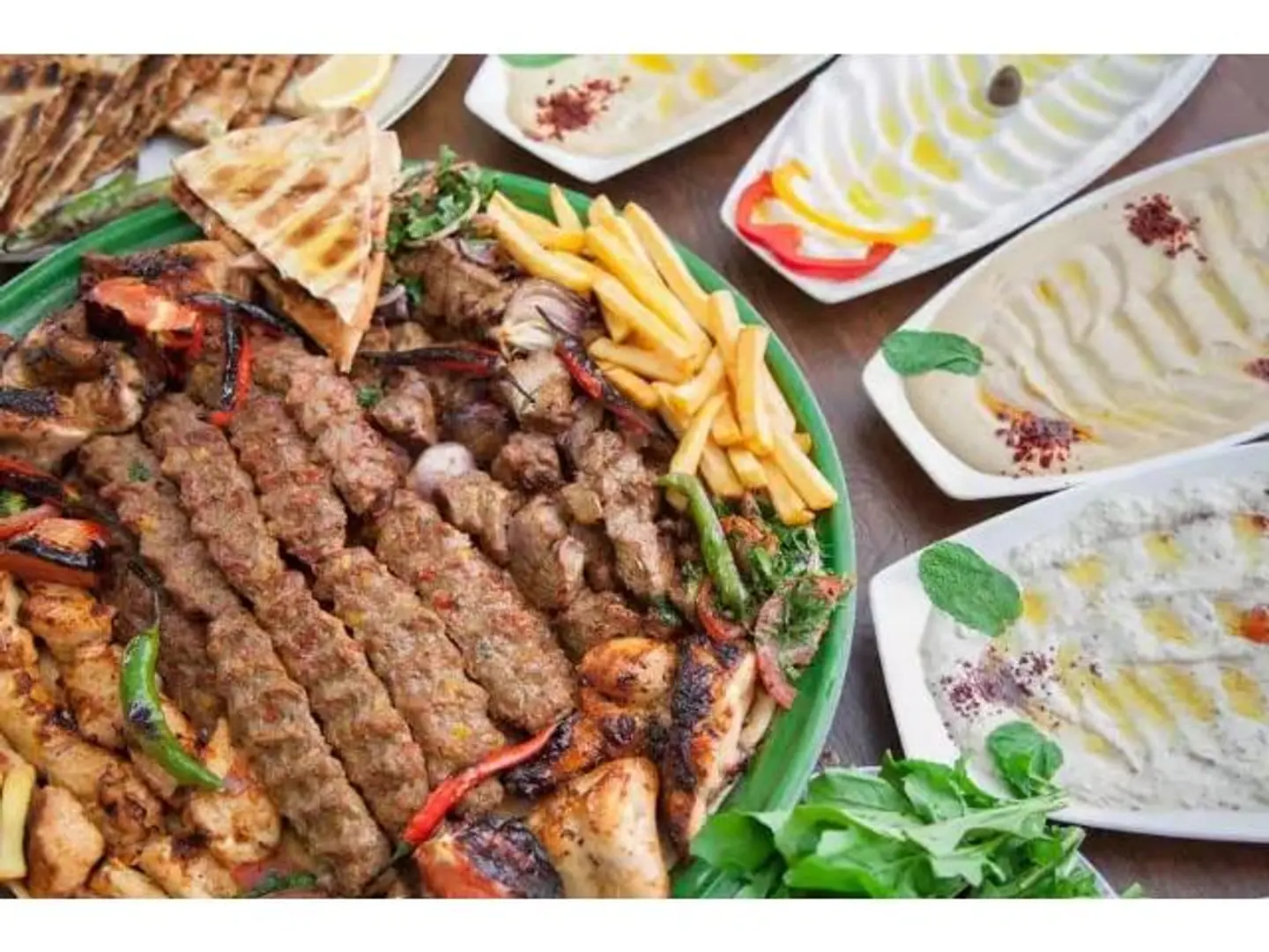 Large Peshawar Dastarkhwan For 6 To 8 Persons