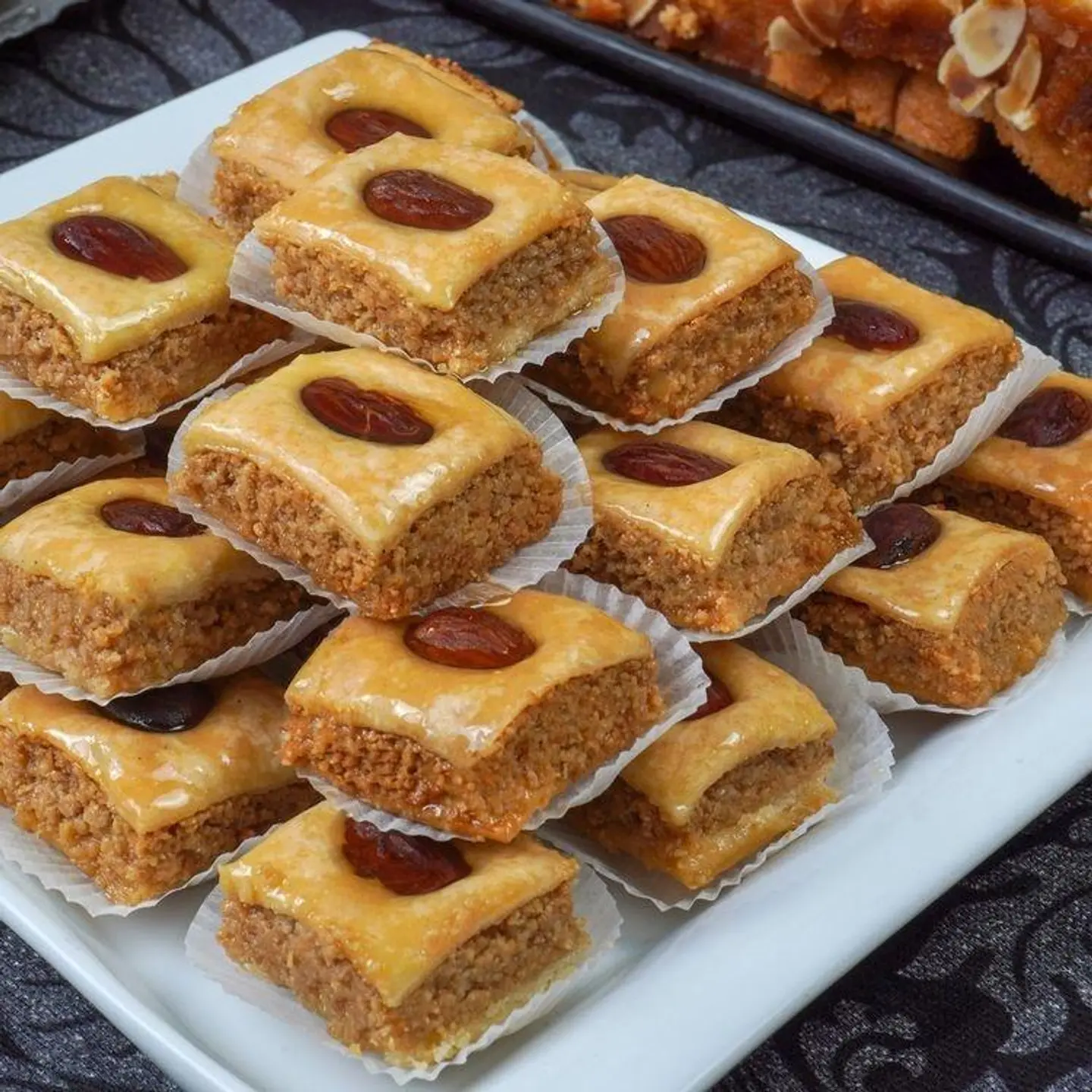 بحلاوة