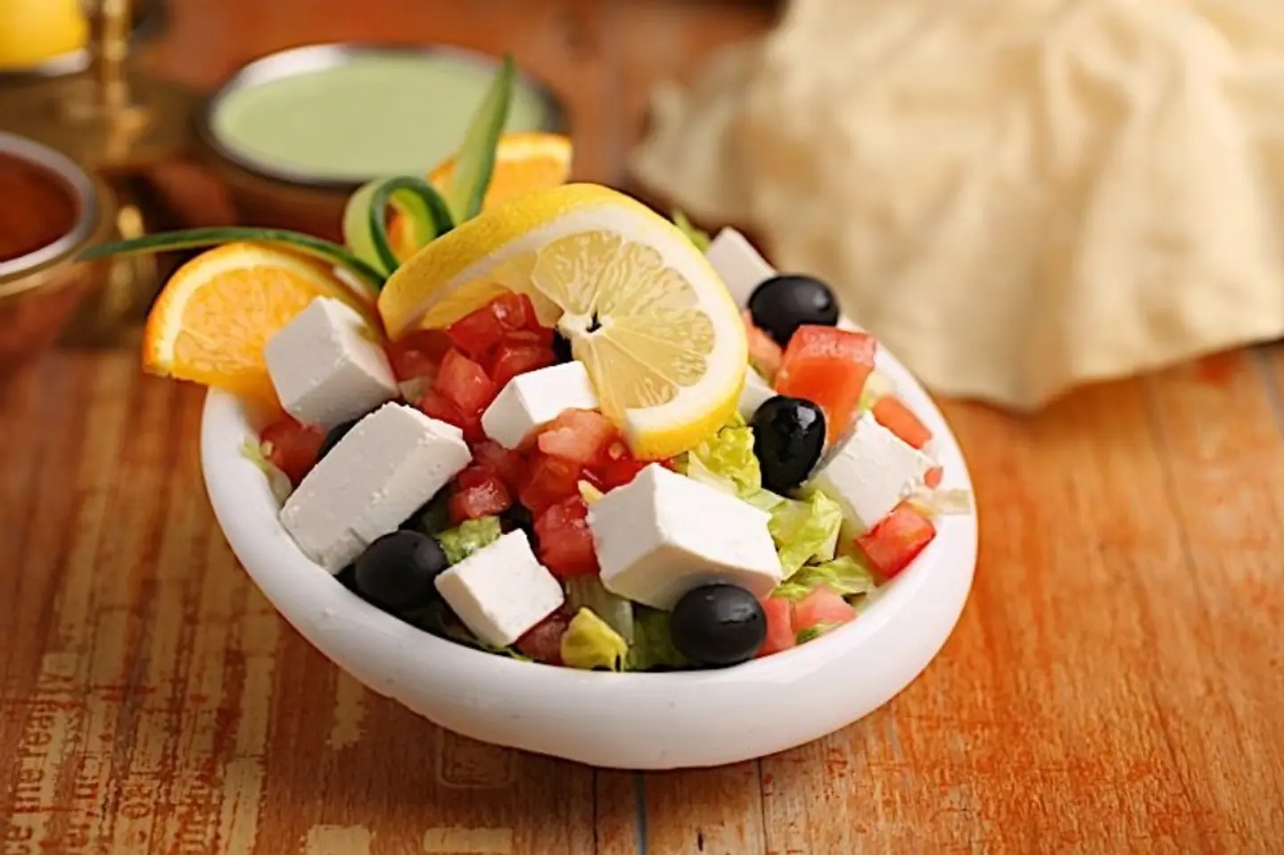 سلطة يونانية