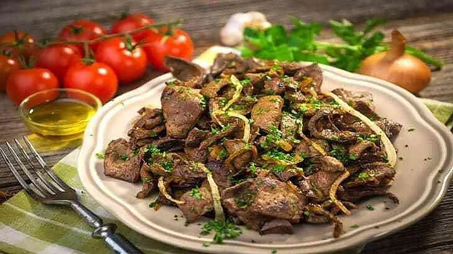 مقلقل لحم مع كبده