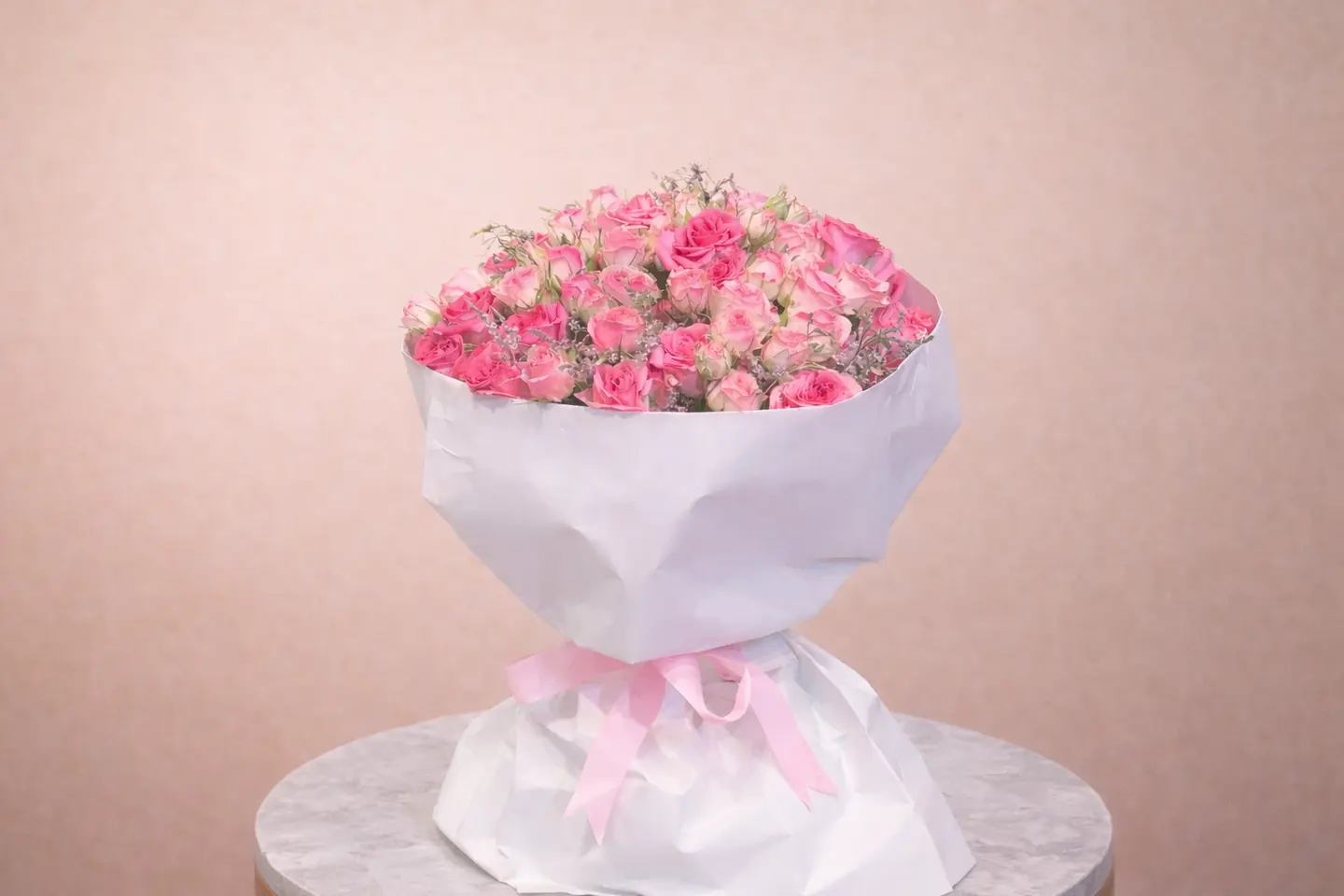 أمنية وردية