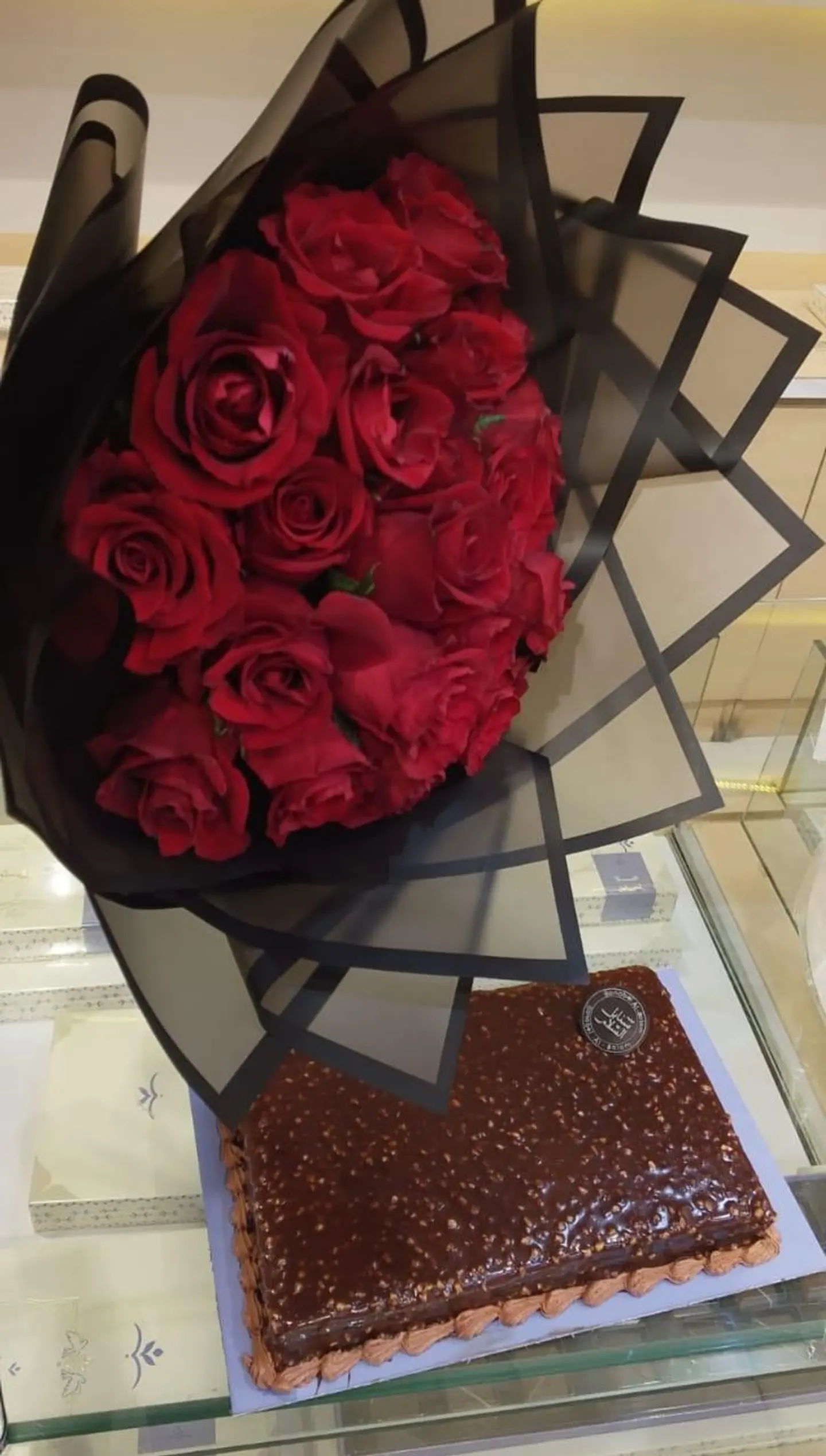 Flowers & Cakes