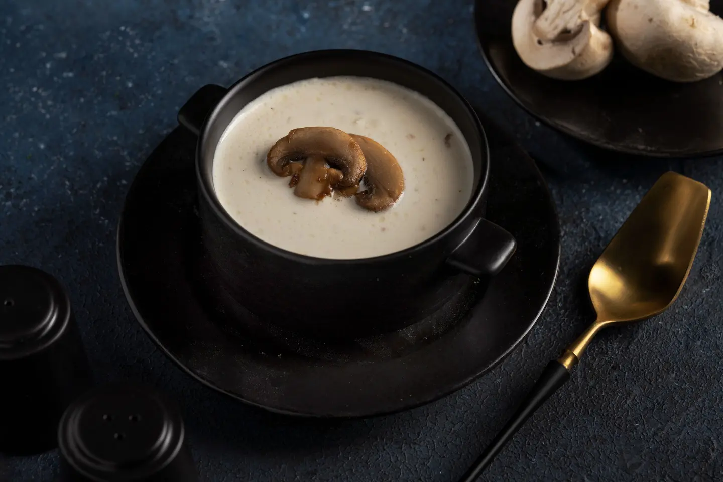 شوربة كريم الفطر