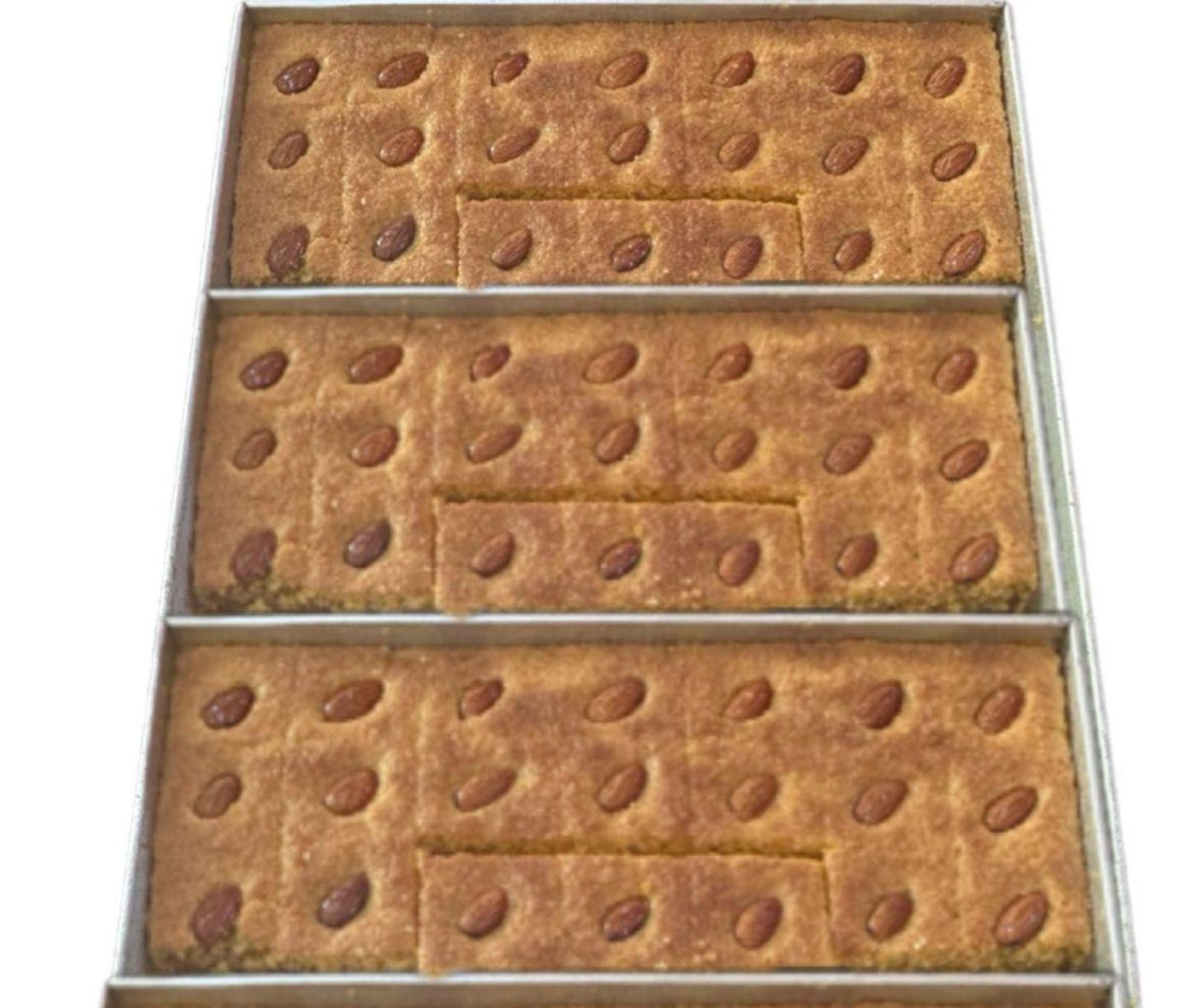 Almond Basbousa