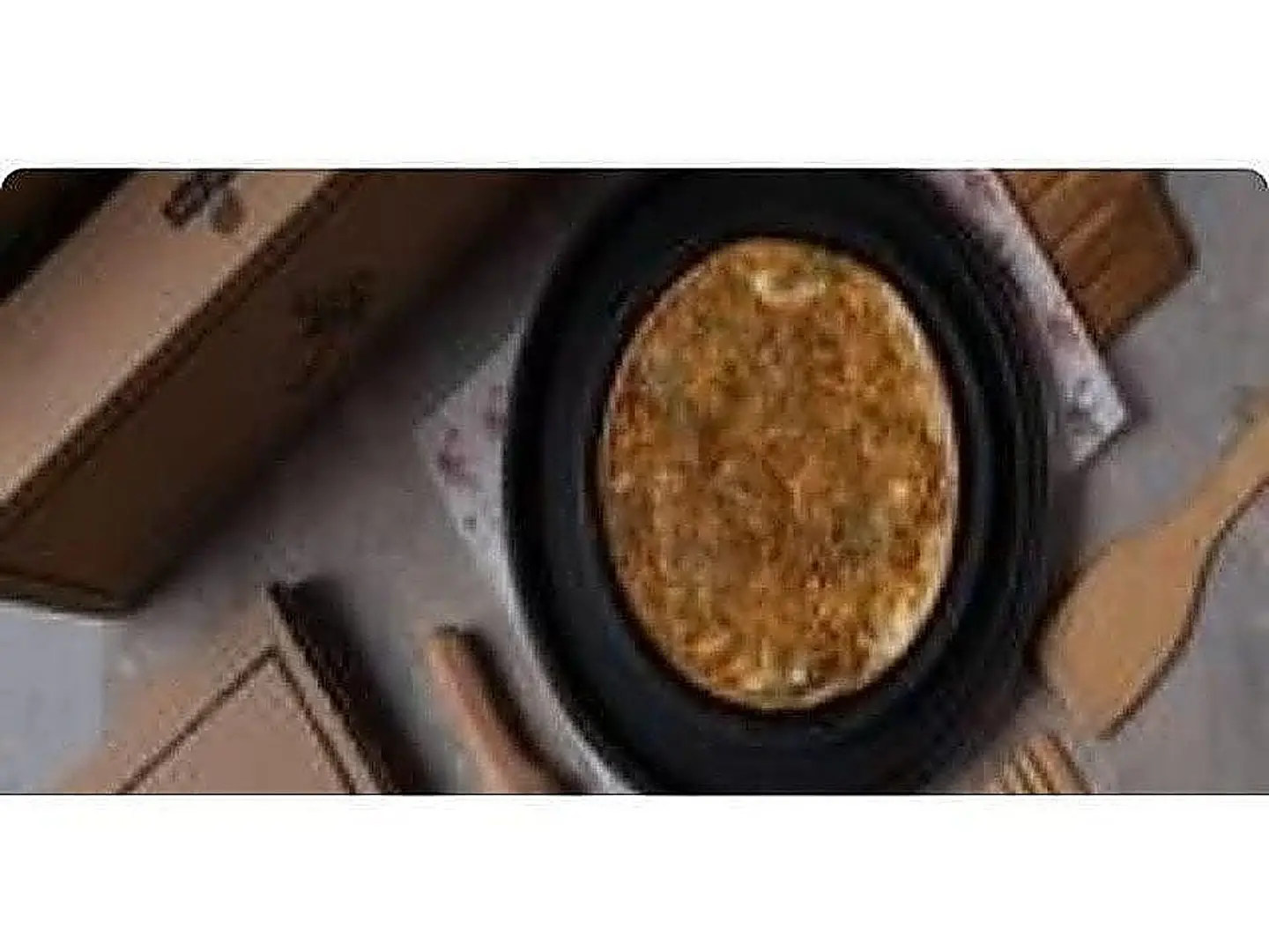 Pie Egg Crispy With Thyme Chees