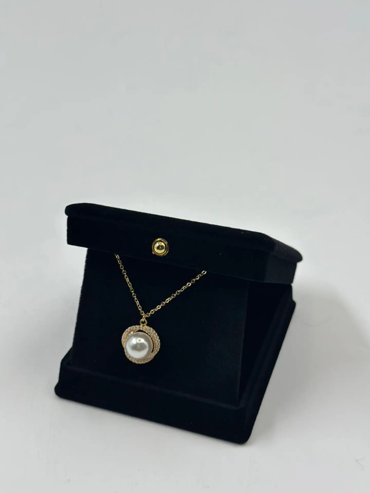 Necklace Gold