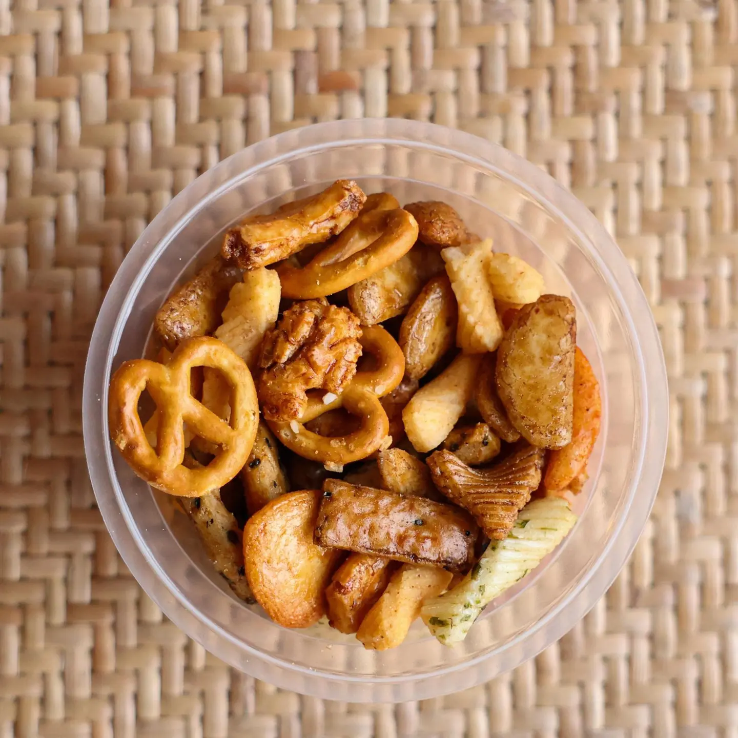 مكسرات مشكلة