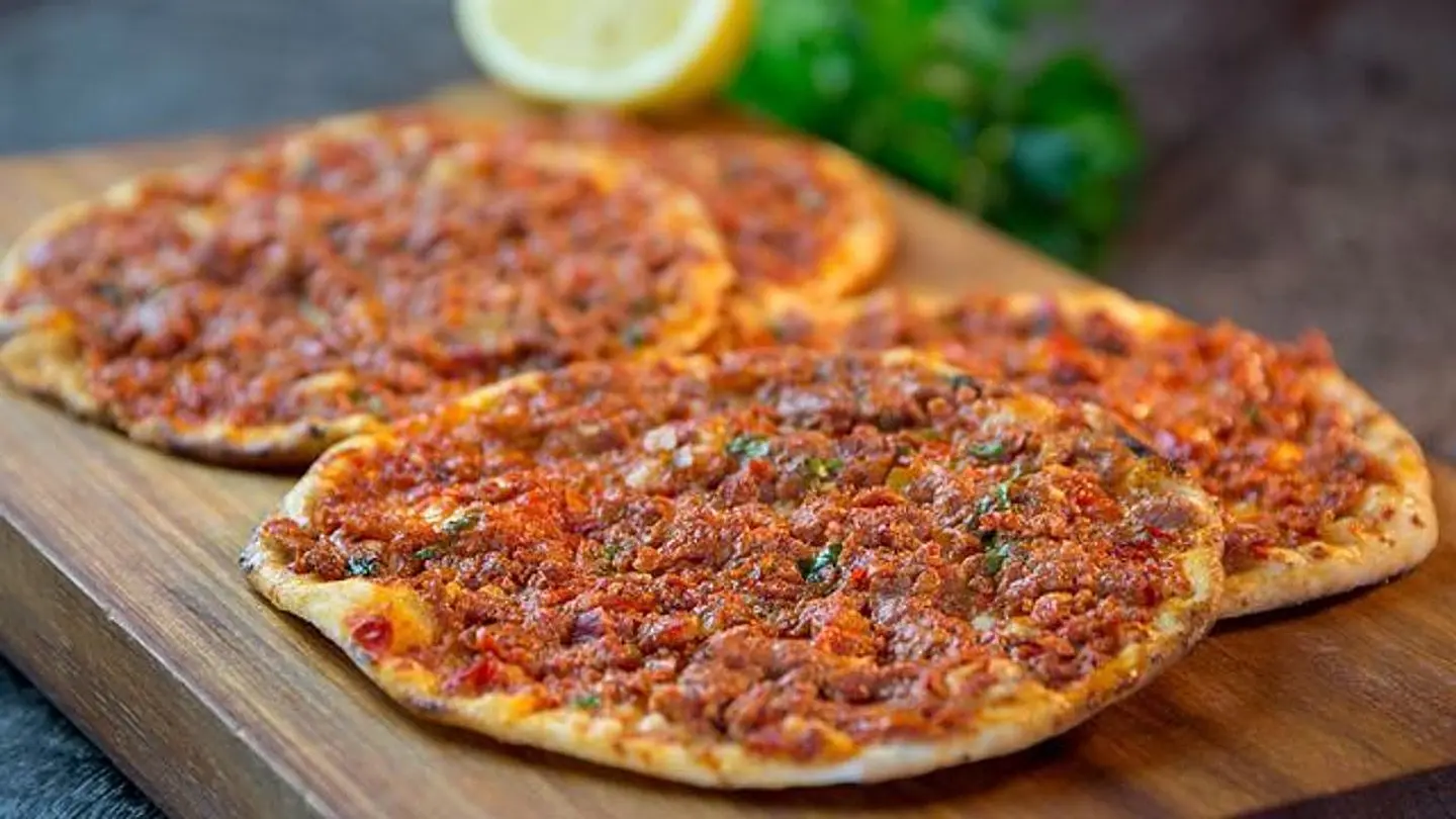 فطيرة لحم ساده