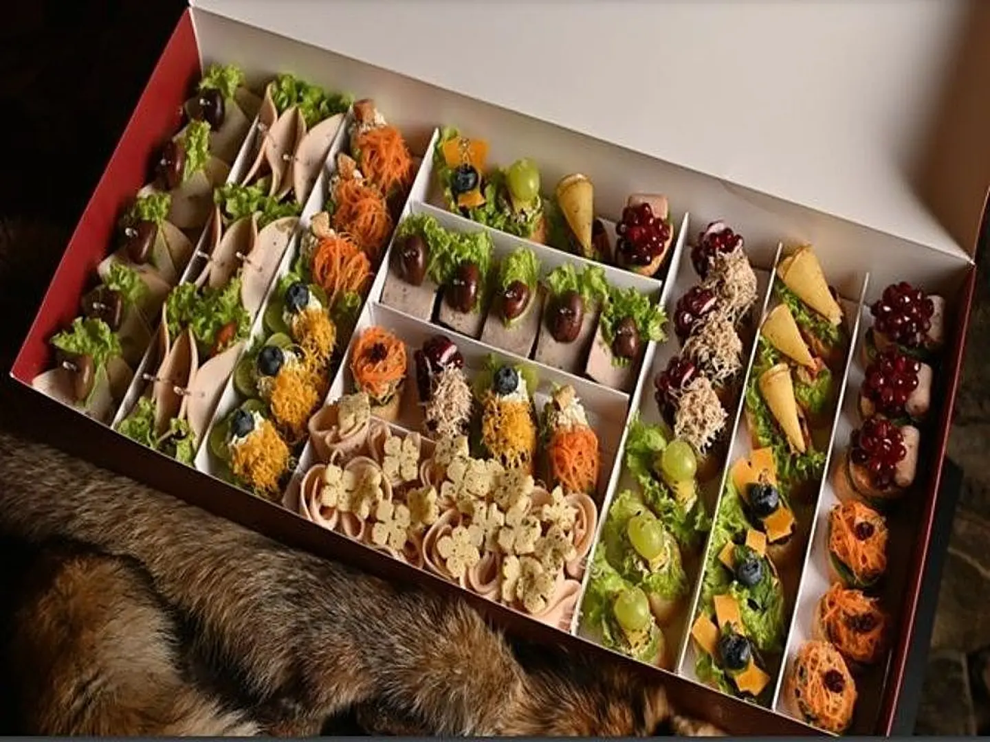 كانبية مزة وجبنة كبير ٦٤ قطعة