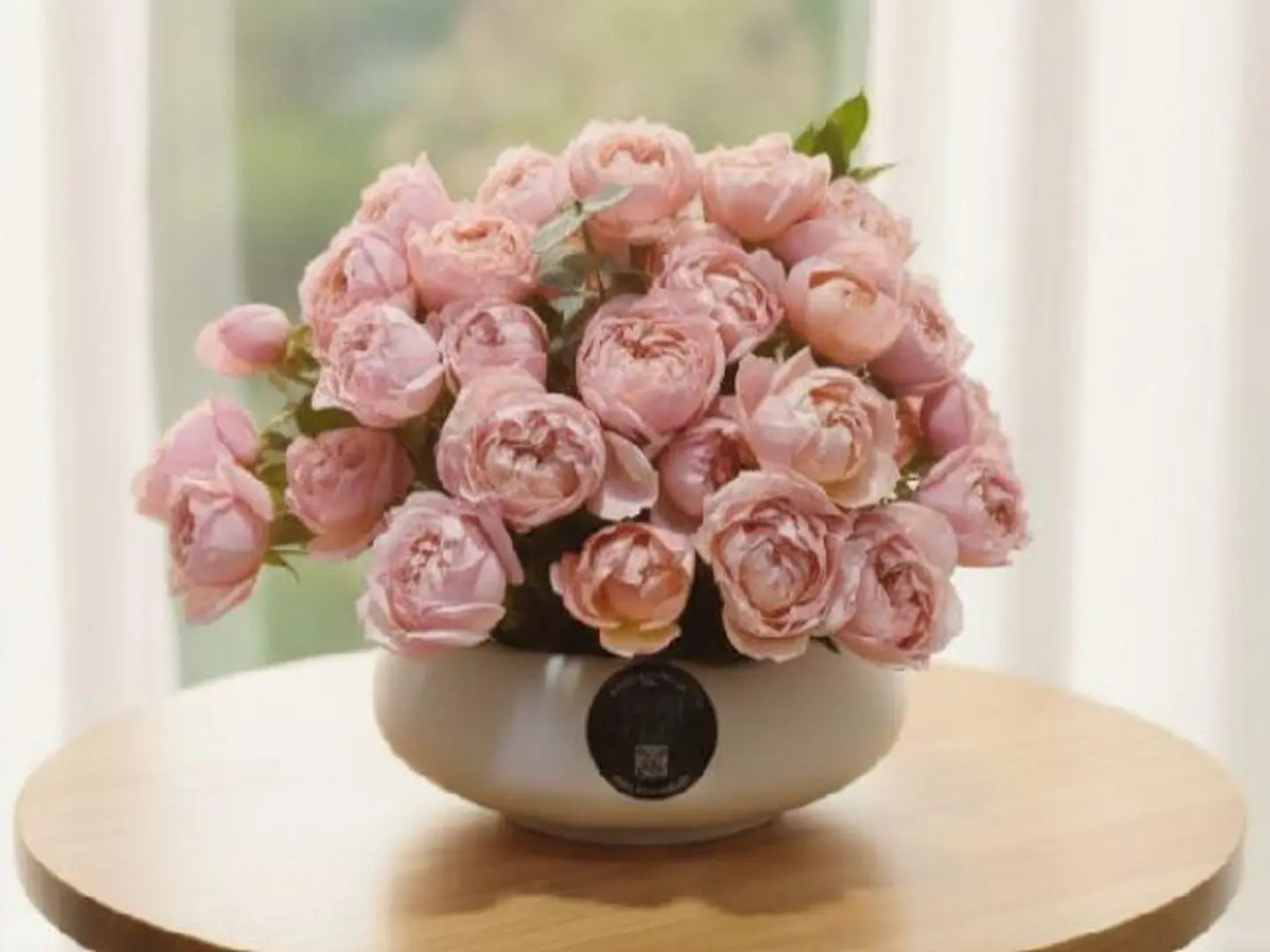 American Sprey Vase 443