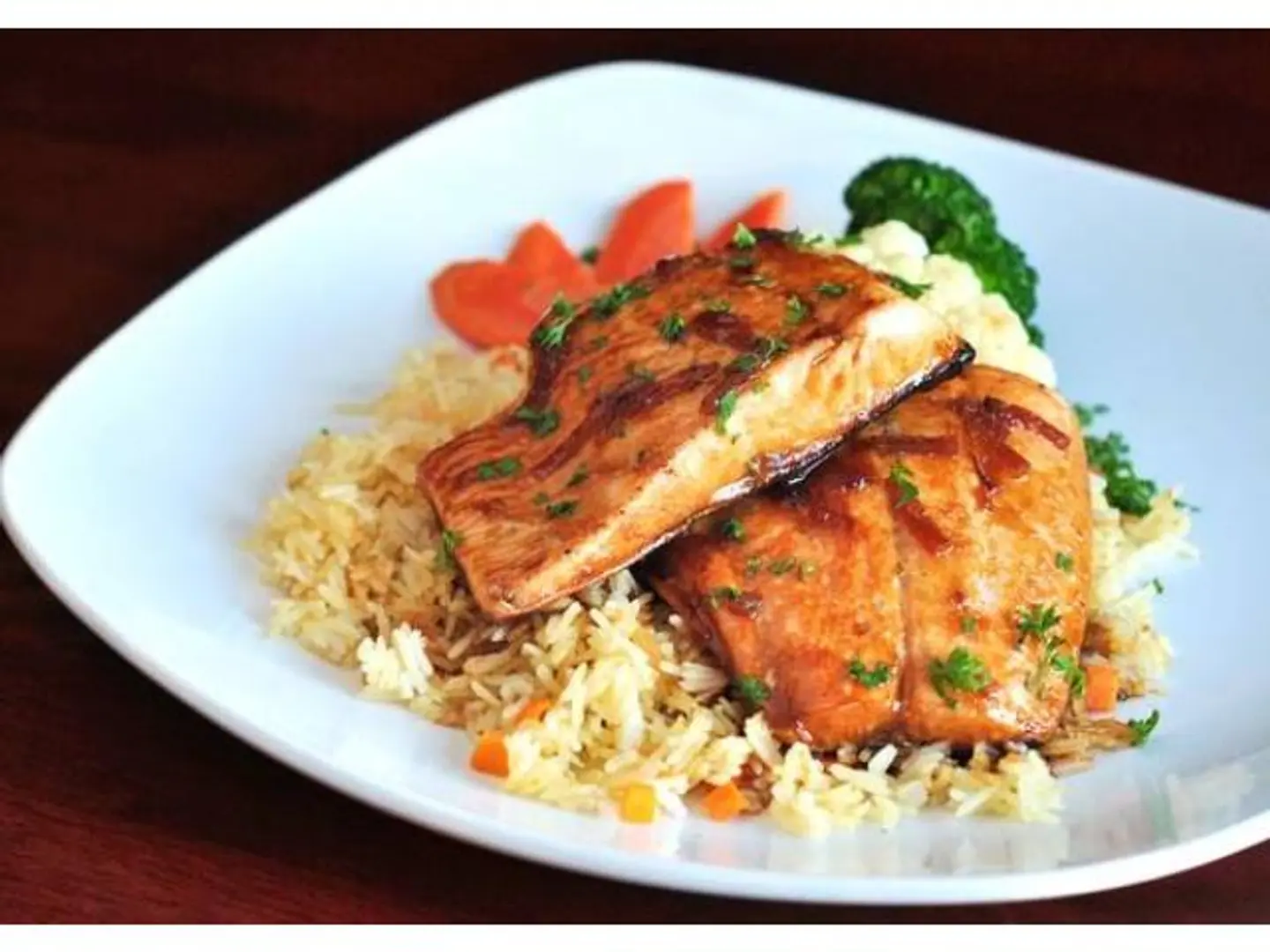 1kg Mifa Salmon With Beshawari Rice