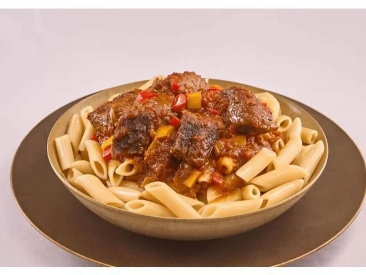 طاجن معكرونة لحمة