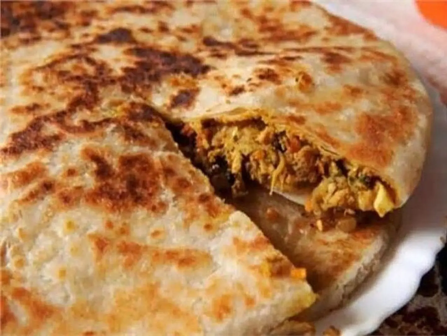 فطيره شاورما وسط