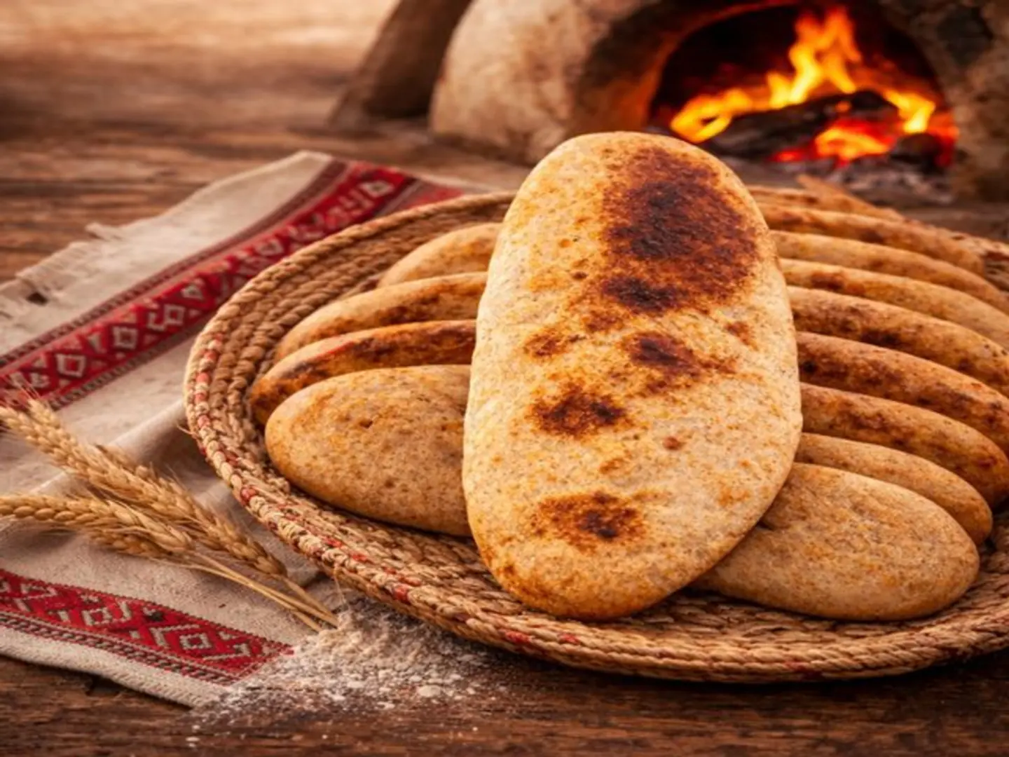 خبز تنور جبن