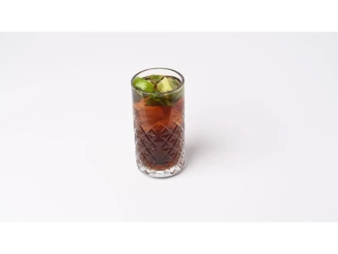 شاي خوخ مثلج