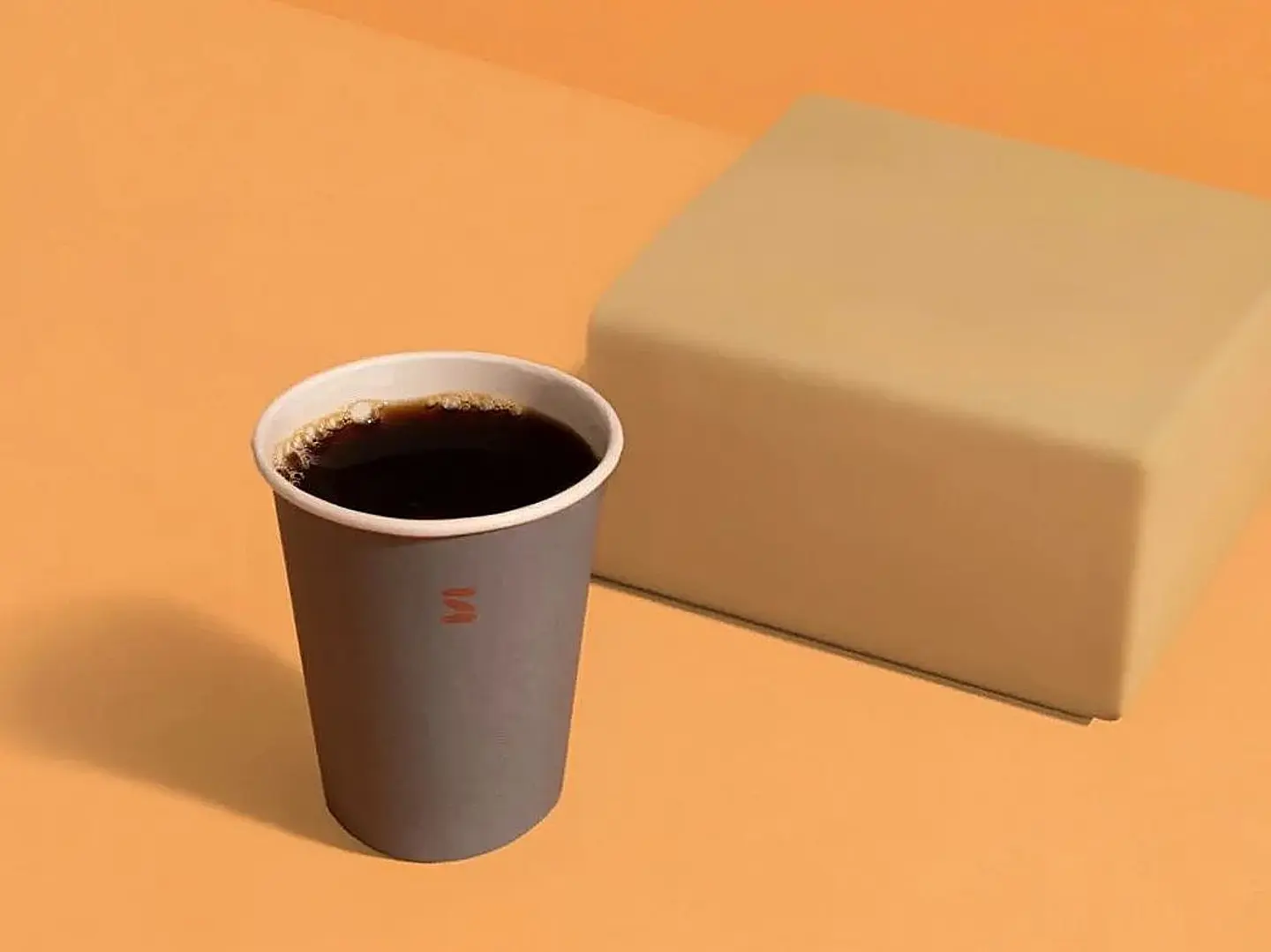 قهوة اليوم حار حجم كبير