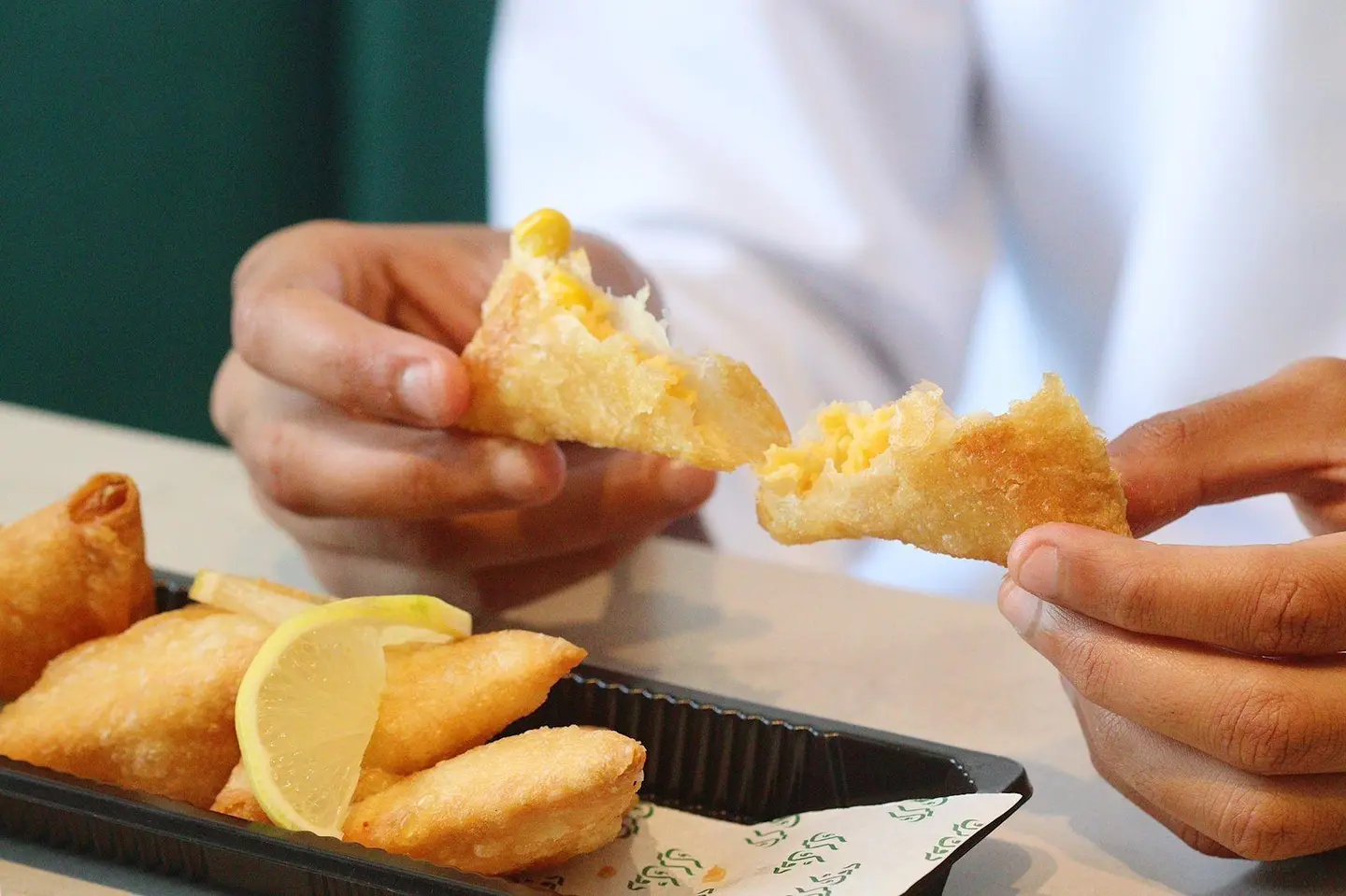 Cheddar And Corn Samosa