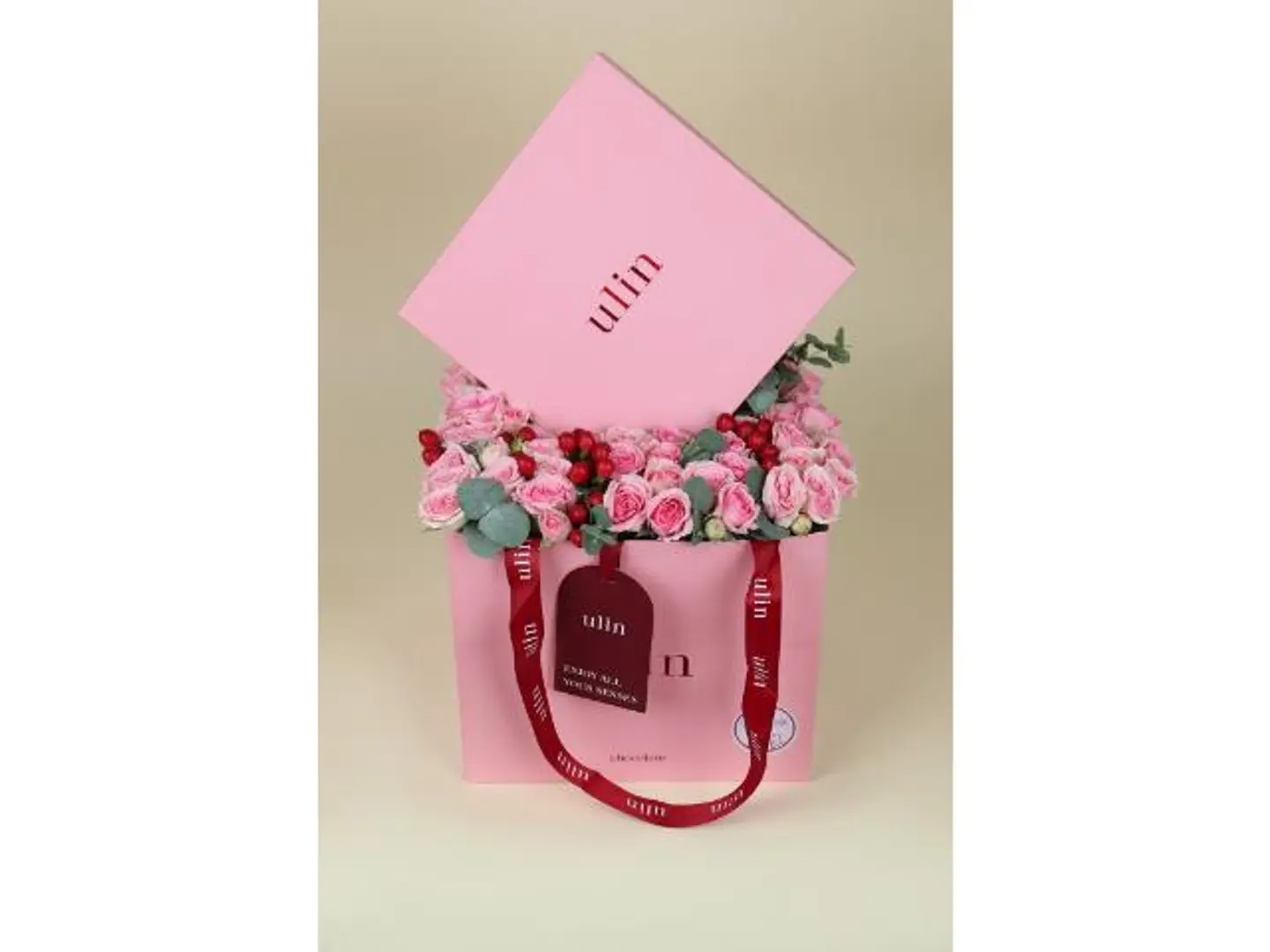 Yolan Chocolate
