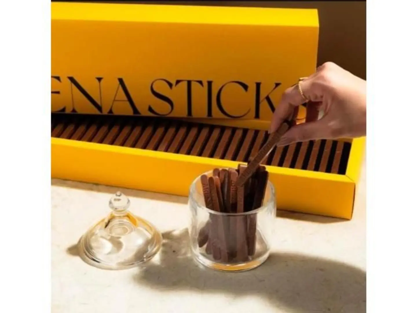 ارينا ستيكس