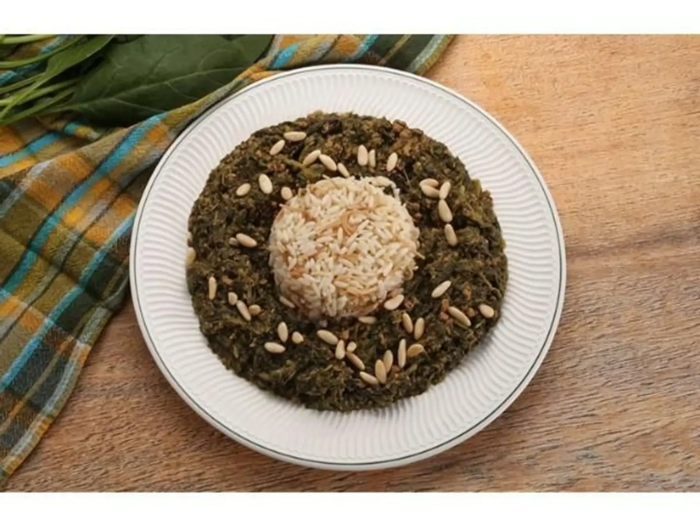 طاجن سبانخ باللحم مع الارز