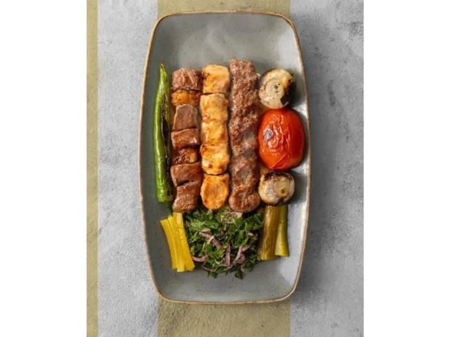 مشكل مشاوي وسط