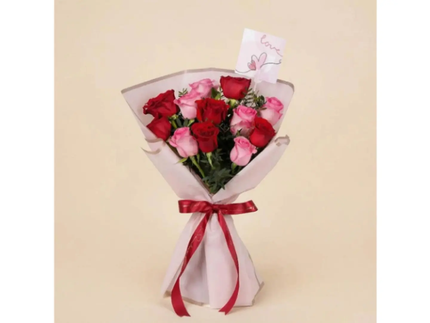 باقة ورد أحمر ووردي