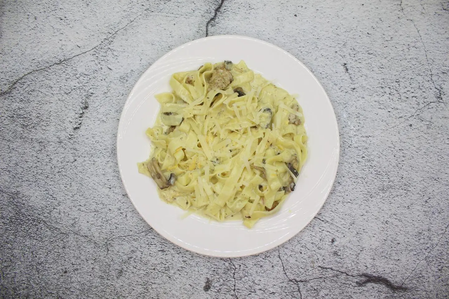 فيتوشيني دجاج