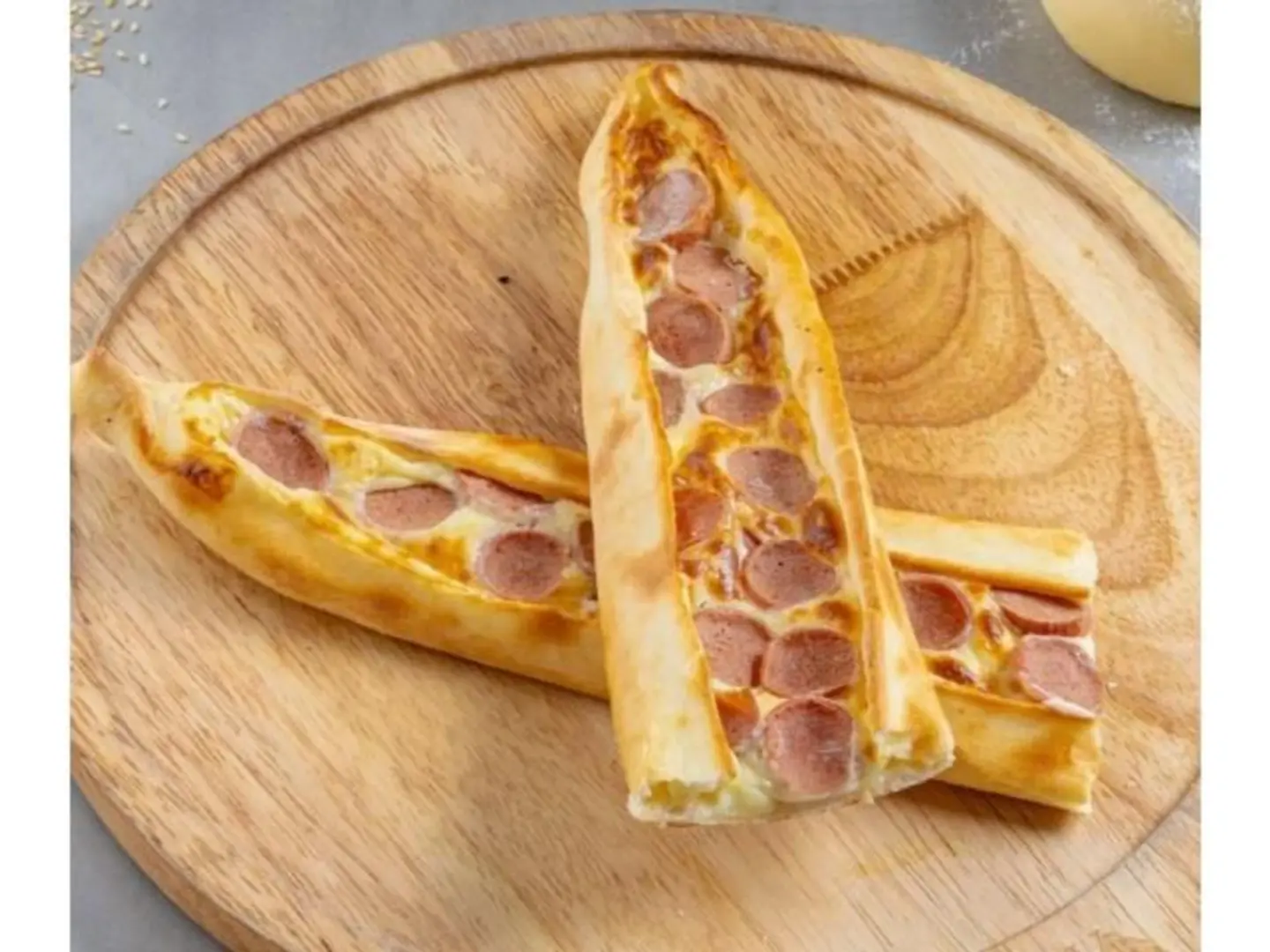 Cheese With Sausage