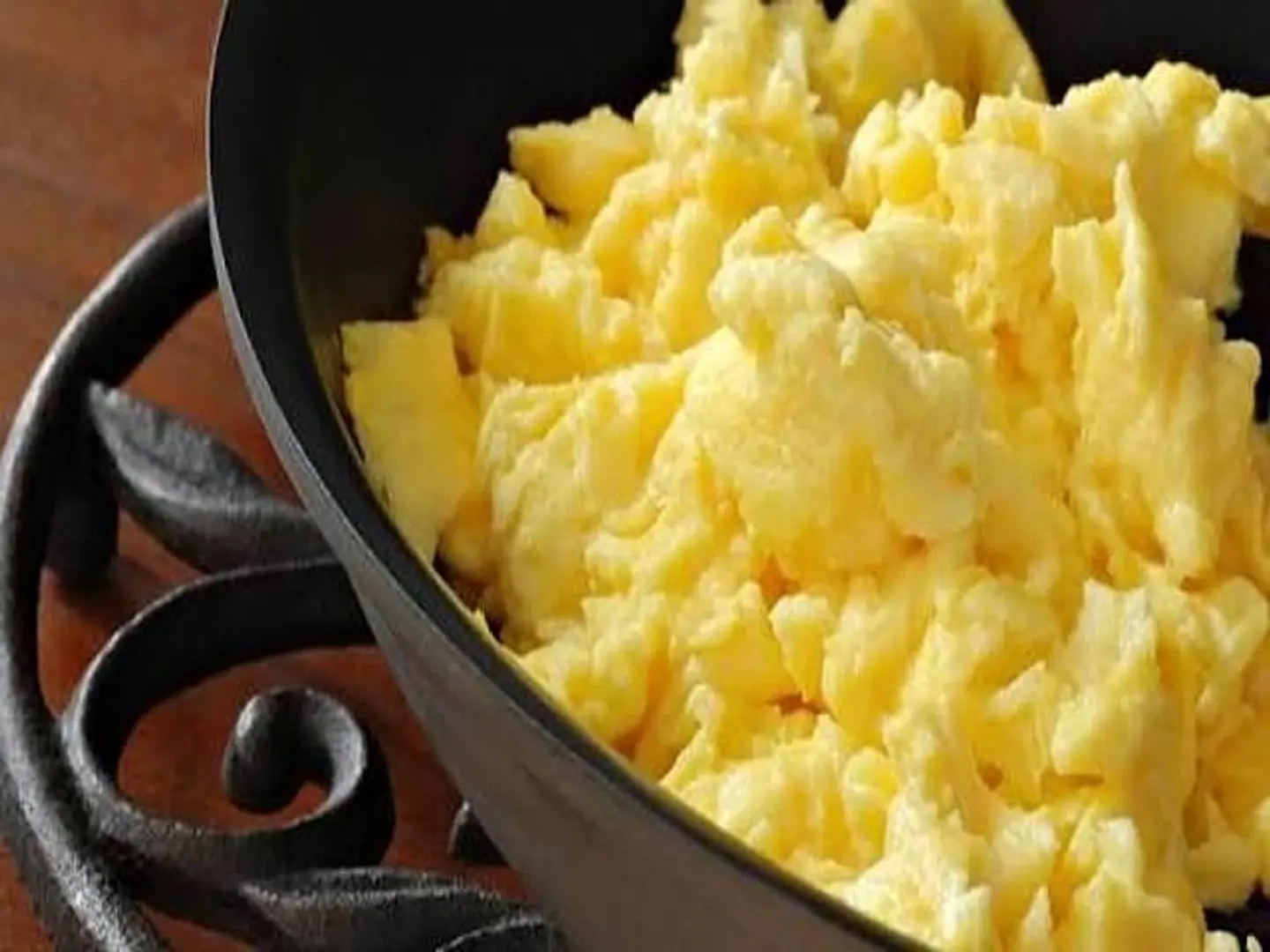 طبق بيض مقلي