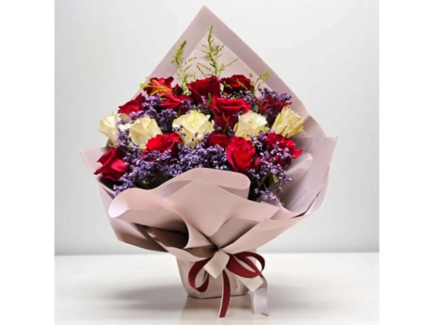 باقة ورد توالايت رومانس