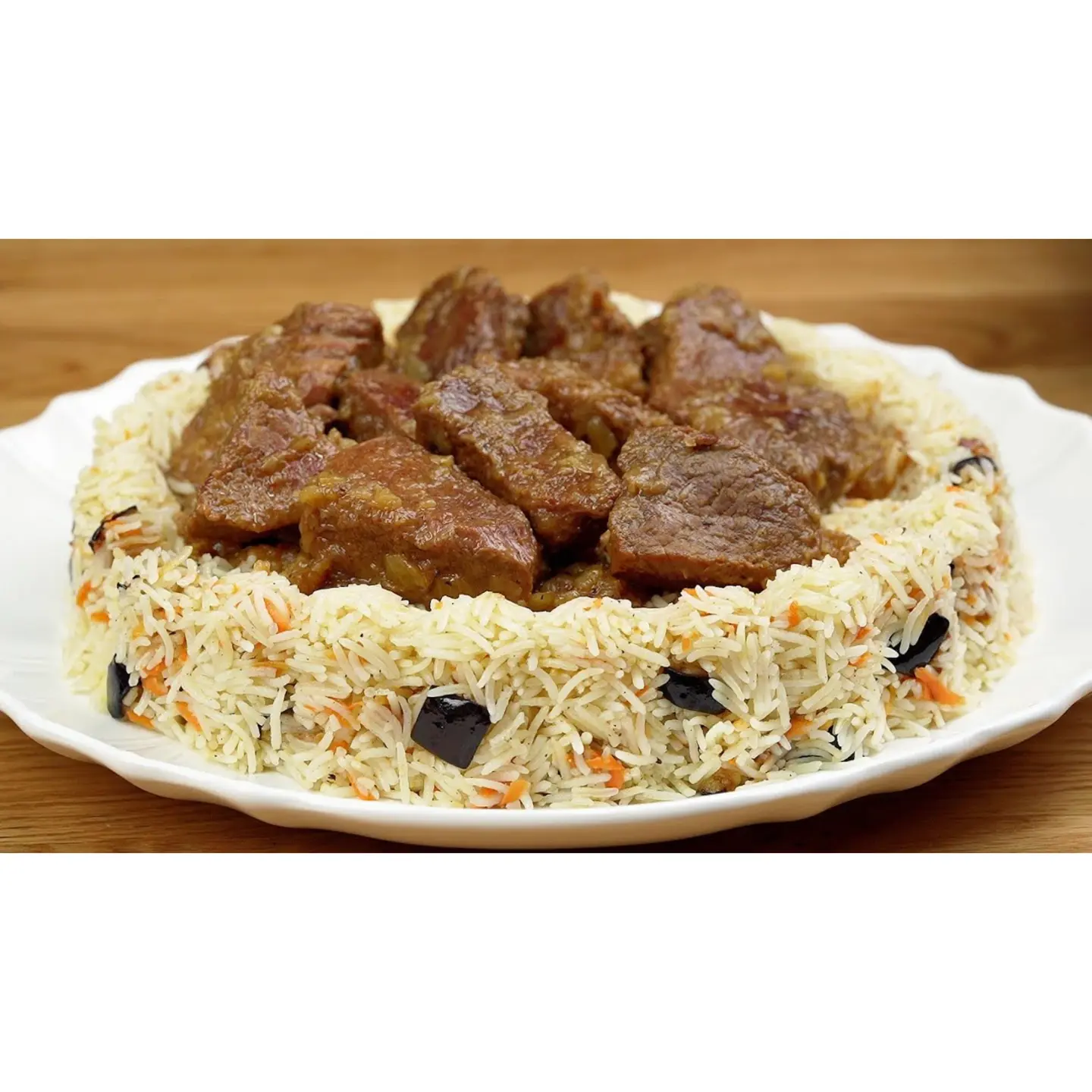 وجبة لحمة مع أرز