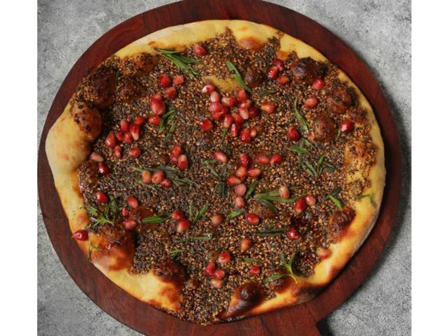 الزعتر ودبس الرمان
