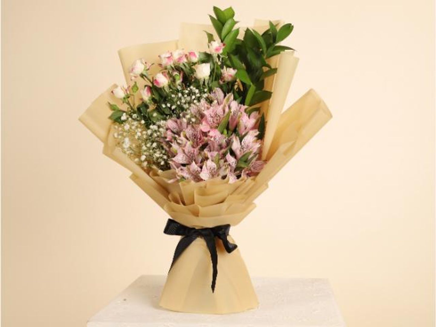 Baby Rose Bouquet With Alstroemeria