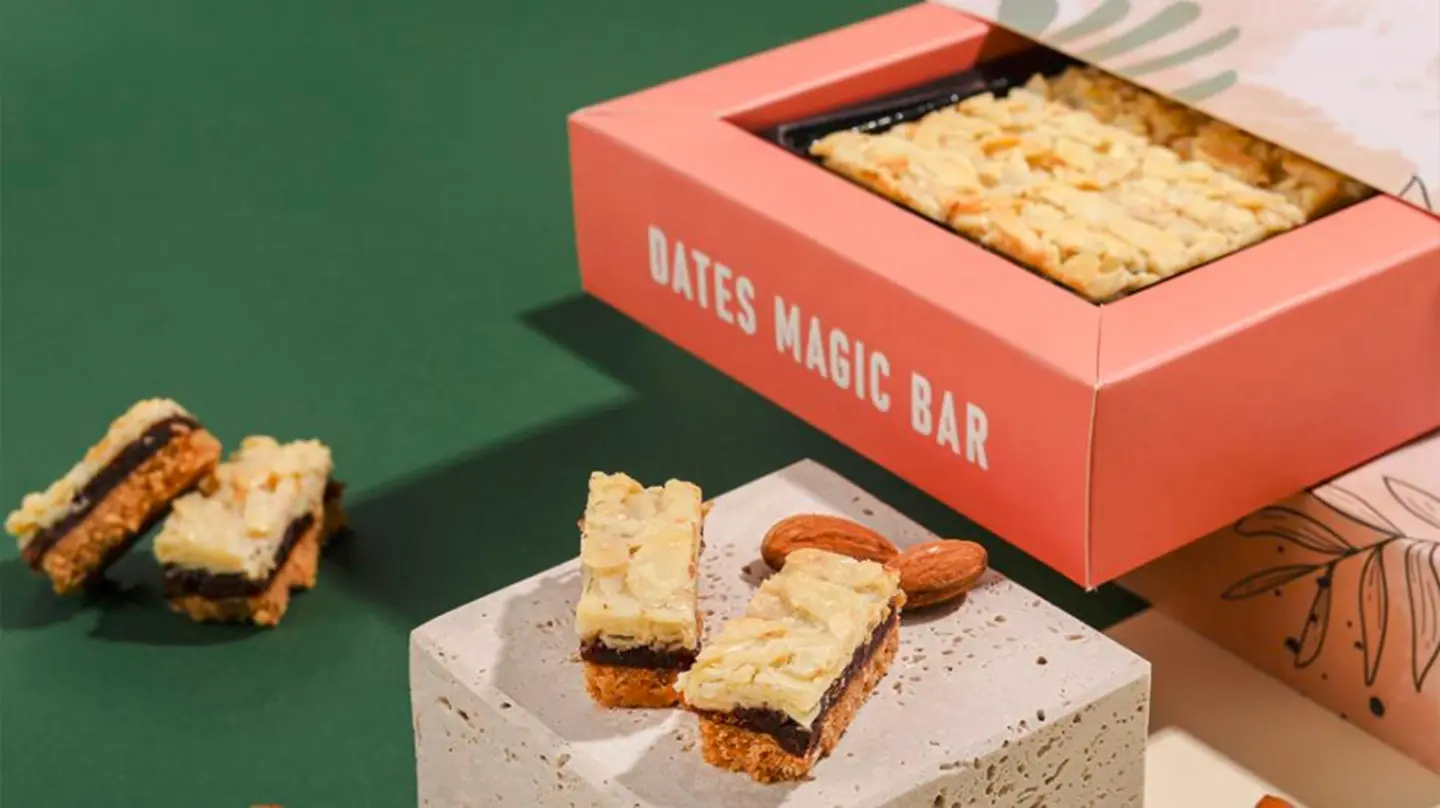 كرمولا ماجيك بار بالتمر