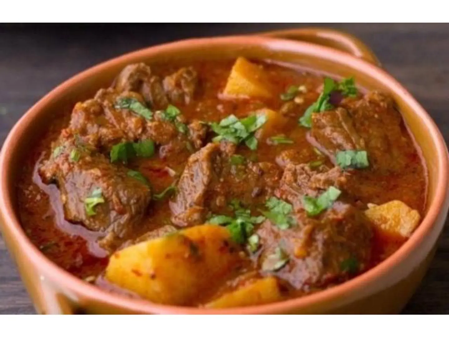 Aalu Gosht